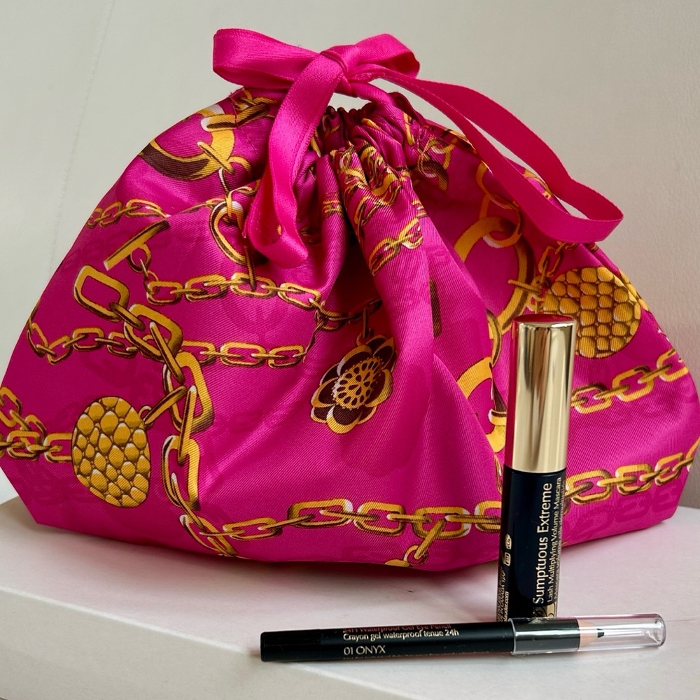 Estée Lauder waterproof eye gel pencil, mascara and cosmetic bag